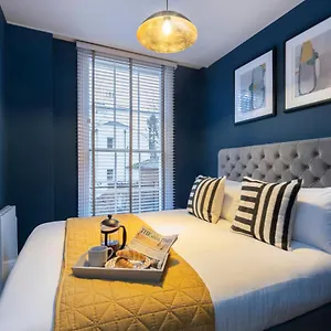 Apartment Elliot Oliver - Luxury 2 Bedroom Regency With Parking & Ev Charger, Cheltenham